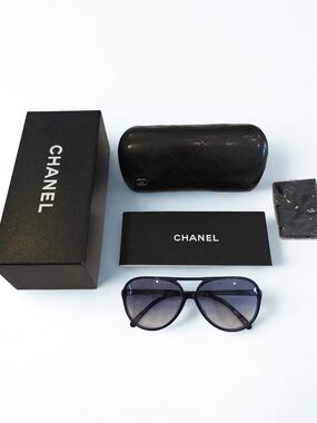 CHANEL Womens Aviator Sunglasses                 [Blue Acetate 5206]